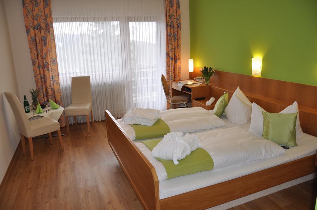 Hotel-Restaurant Sonnenhof Veitsrodt Δωμάτιο φωτογραφία